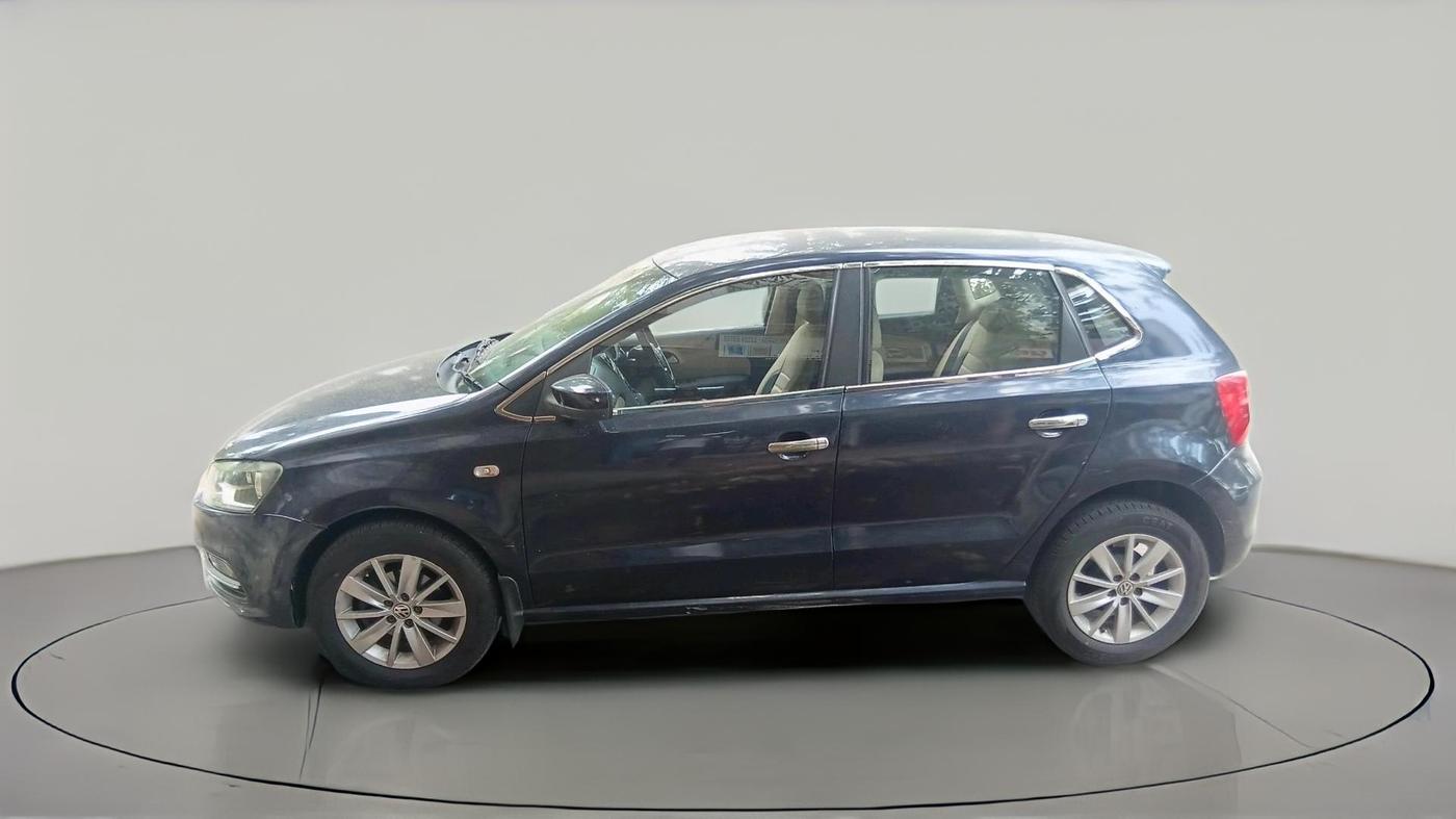 2014 Volkswagen Polo HIGHLINE1.2L, Petrol, Manual, 1,09,063 km, exterior