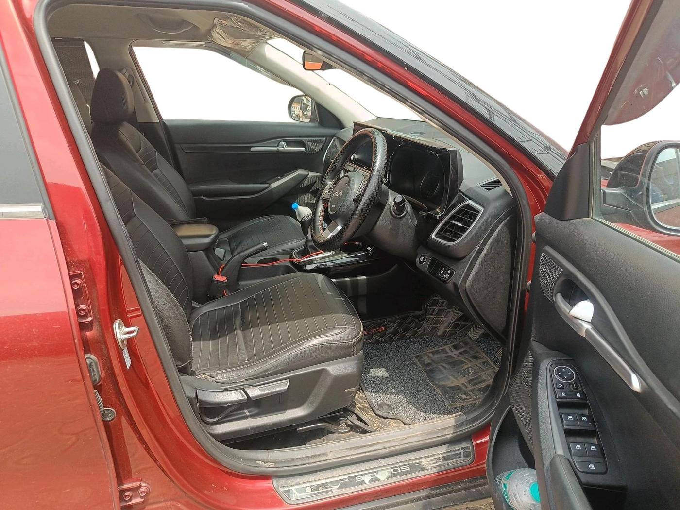 2021 KIA SELTOS HTK PLUS 1.5, Petrol, Manual, 65,328 km, interior