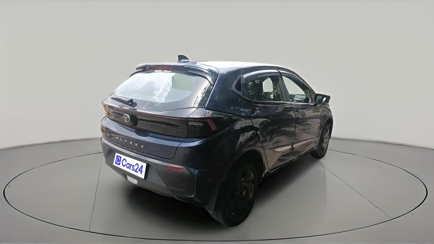 2025 Tata ALTROZ Creative S Petrol 5AMT, Petrol, Automatic, 5,240 km, exterior