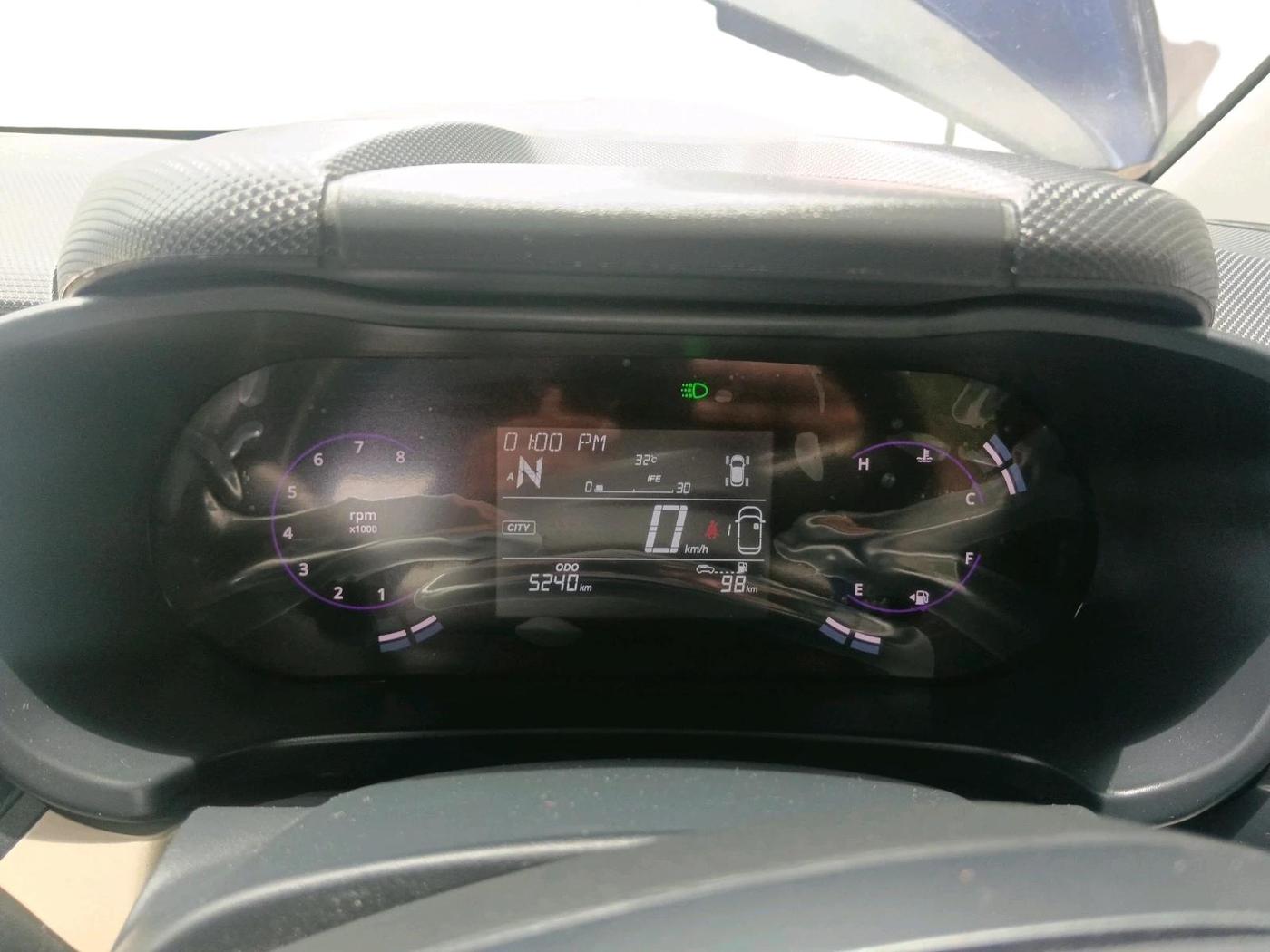 2025 Tata ALTROZ Creative S Petrol 5AMT, Petrol, Automatic, 5,240 km, interior