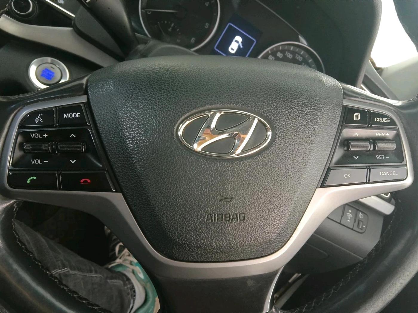 2018 Hyundai New Elantra 1.6 SX (O) AT DIESEL, Diesel, Automatic, 1,43,535 km, interior