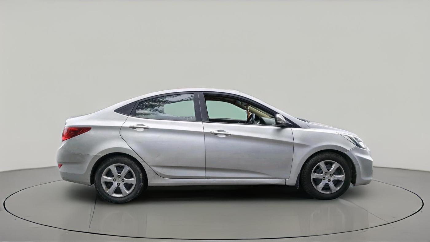 2012 Hyundai Verna FLUIDIC 1.6 CRDI EX, Diesel, Manual, 1,42,962 km, exterior
