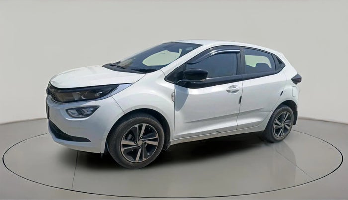 2024 Tata ALTROZ XZ CNG, CNG, Manual, 36,900 km, exterior