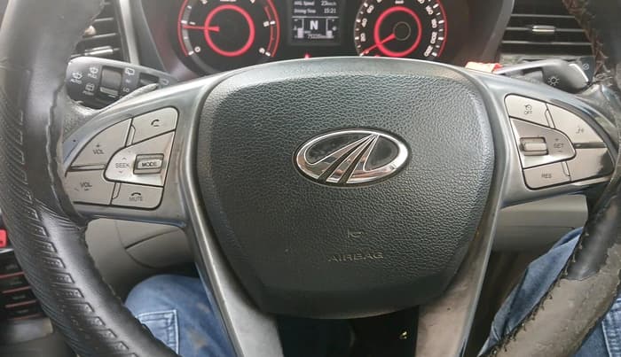 2019 Mahindra XUV300 W8 (O) 1.5 DIESEL, Diesel, Manual, 75,228 km, interior