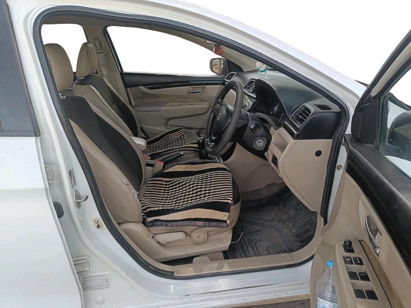 2014 Maruti Ciaz VDI +, Diesel, Manual, 2,25,229 km, interior