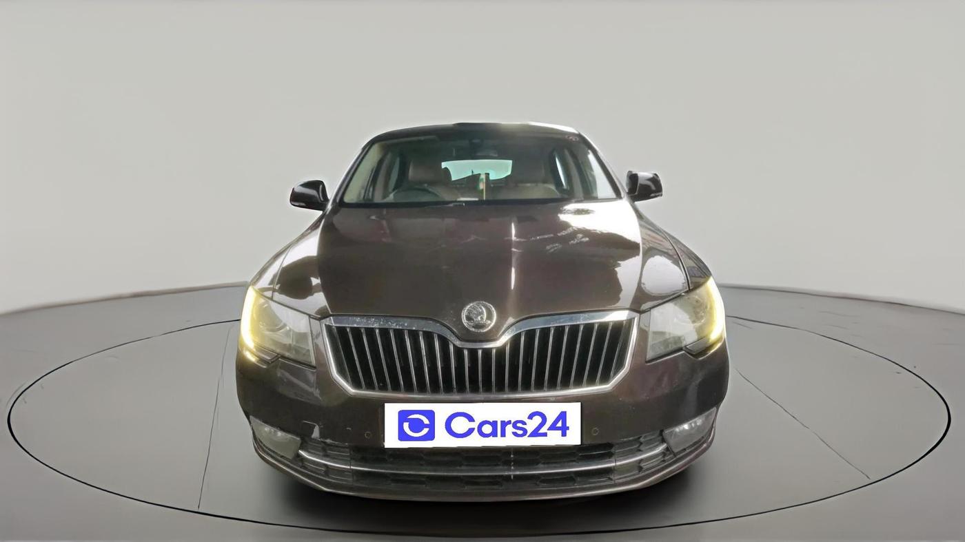 2015 Skoda Superb ELEGANCE 2.0 TDI CR AT, Diesel, Automatic, 92,140 km, exterior