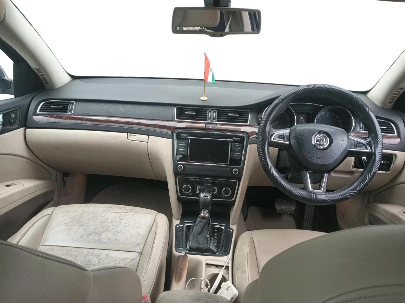 2015 Skoda Superb ELEGANCE 2.0 TDI CR AT, Diesel, Automatic, 92,140 km, interior