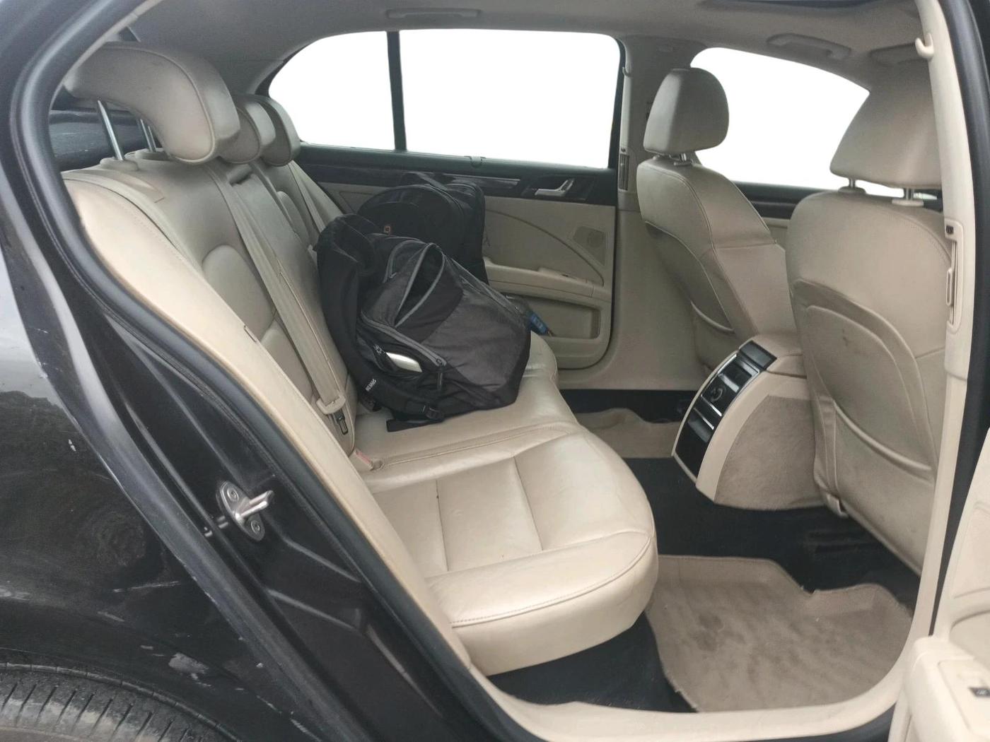 2015 Skoda Superb ELEGANCE 2.0 TDI CR AT, Diesel, Automatic, 92,140 km, interior