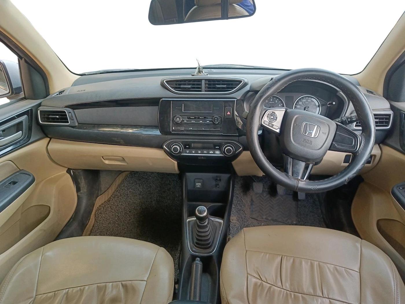 2019 Honda Amaze 1.2L I-VTEC V, Petrol, Manual, 1,12,227 km, interior