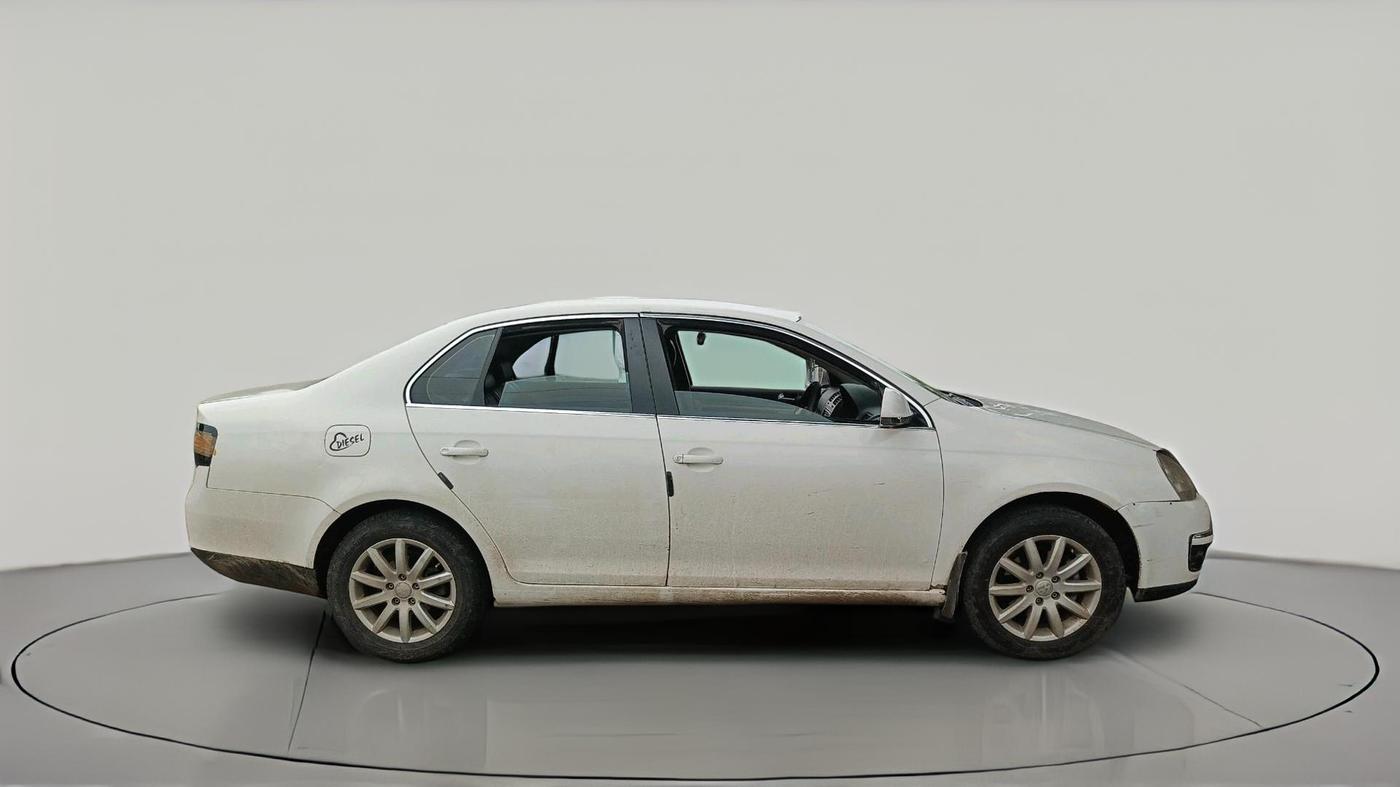 2011 Volkswagen Jetta COMFORTLINE 2.0L TDI, Diesel, Manual, 1,67,520 km, exterior