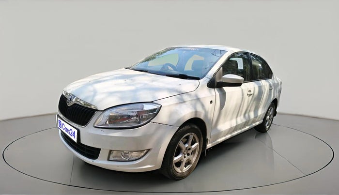 2013 Skoda Rapid ACTIVE 1.6 TDI CR MT PLUS, Diesel, Manual, 1,63,065 km, exterior