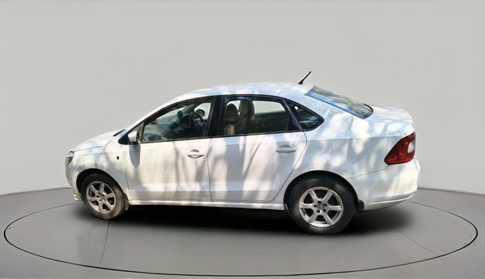 2013 Skoda Rapid ACTIVE 1.6 TDI CR MT PLUS, Diesel, Manual, 1,63,065 km, exterior