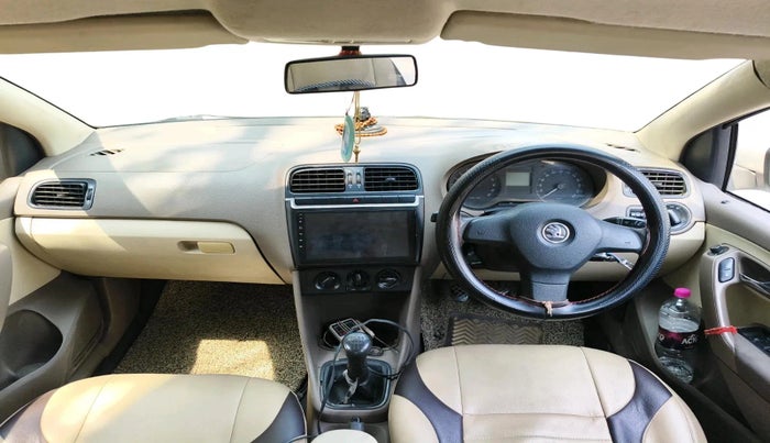 2013 Skoda Rapid ACTIVE 1.6 TDI CR MT PLUS, Diesel, Manual, 1,63,065 km, interior