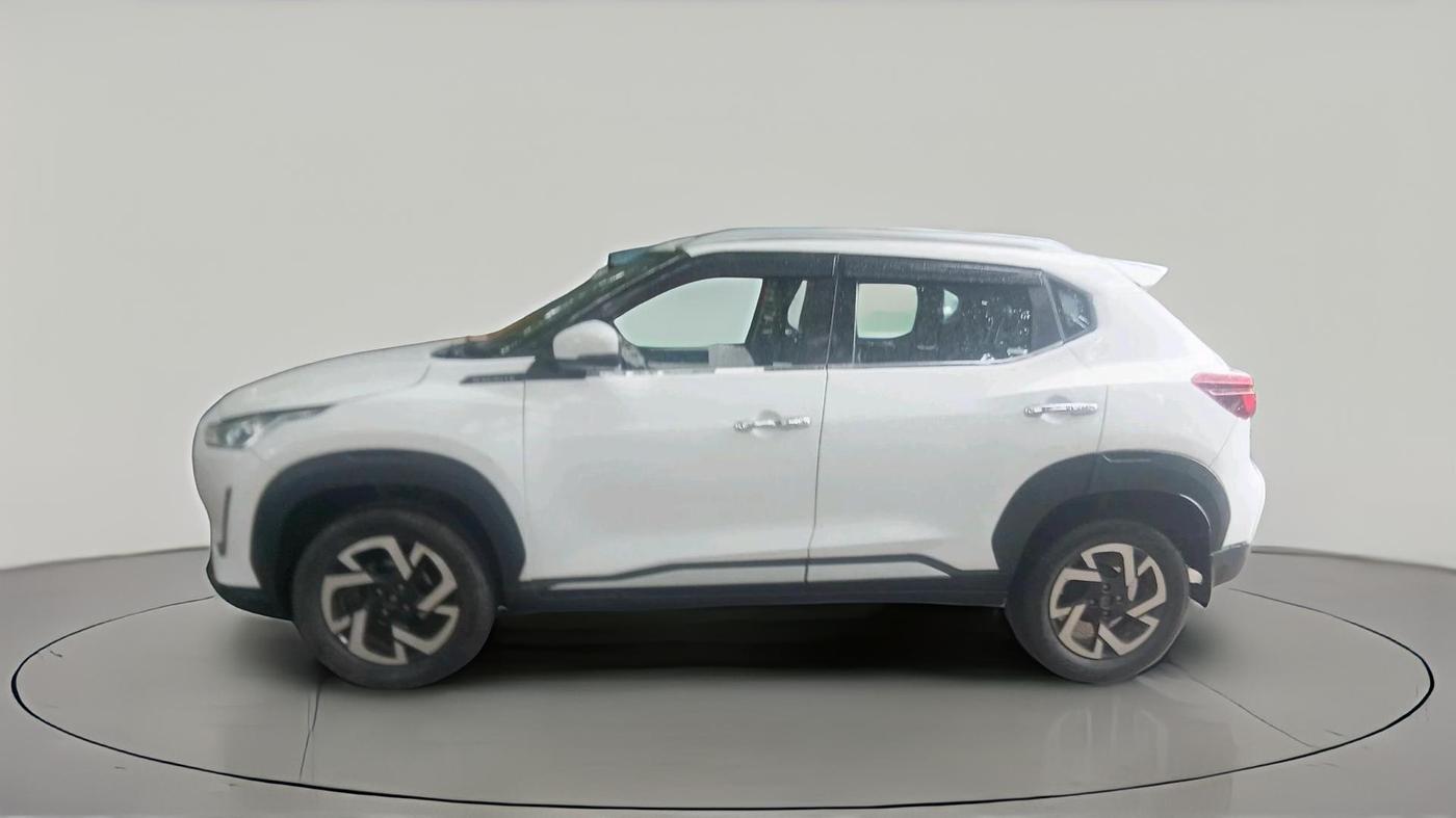 2022 Nissan MAGNITE XV EXECUTIVE, Petrol, Manual, 8,835 km, exterior
