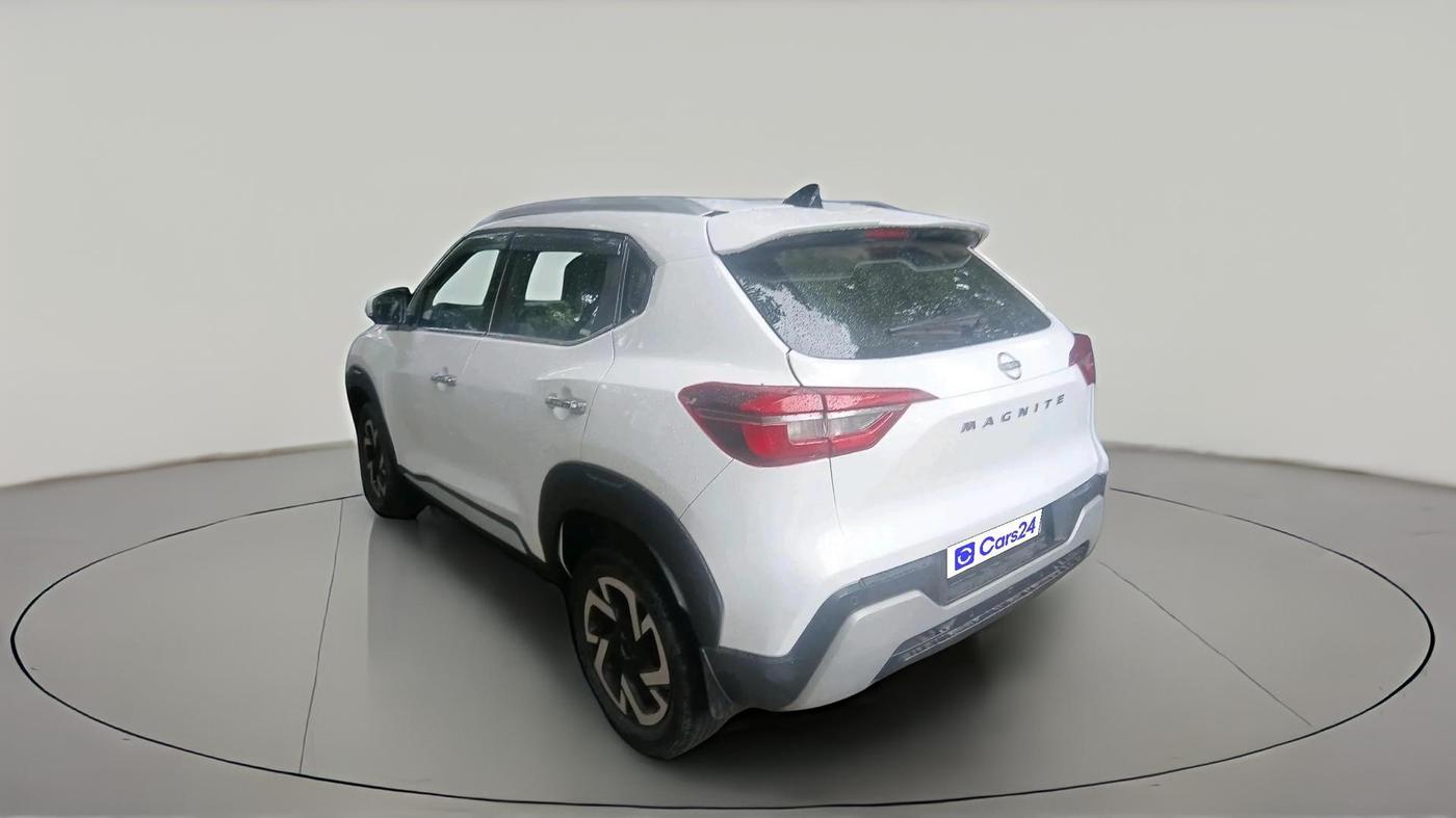 2022 Nissan MAGNITE XV EXECUTIVE, Petrol, Manual, 8,835 km, exterior