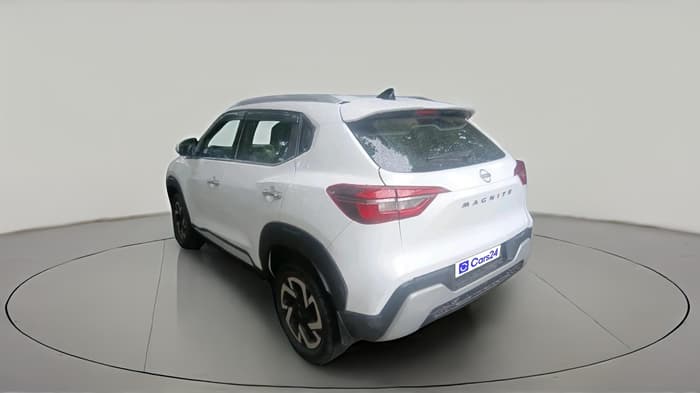 2022 Nissan MAGNITE XV EXECUTIVE, Petrol, Manual, 8,835 km, exterior