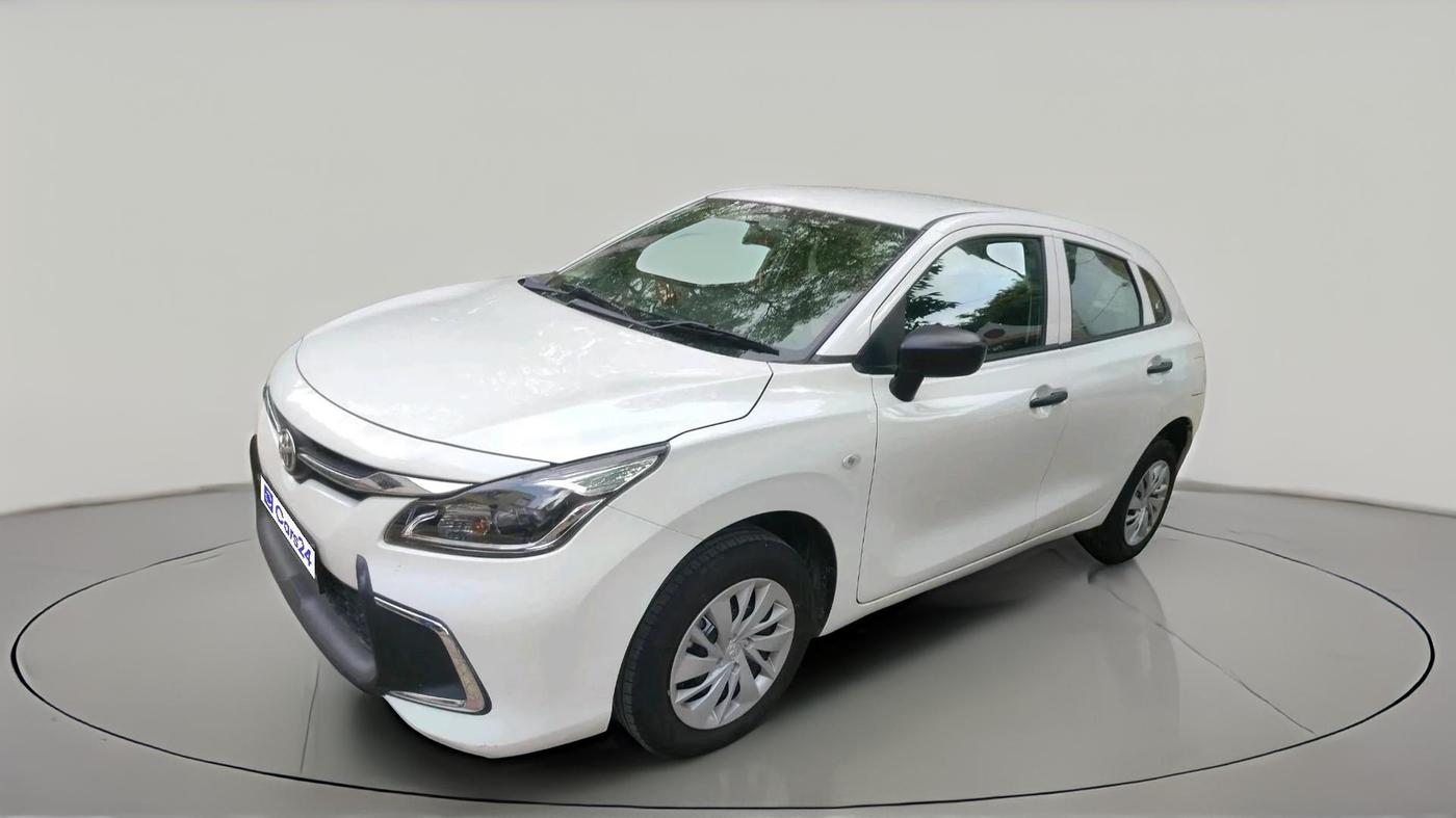 2025 Toyota Glanza E, Petrol, Manual, 3,945 km, exterior
