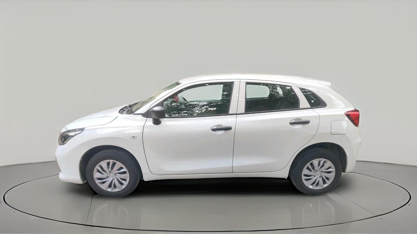 2025 Toyota Glanza E, Petrol, Manual, 3,945 km, exterior