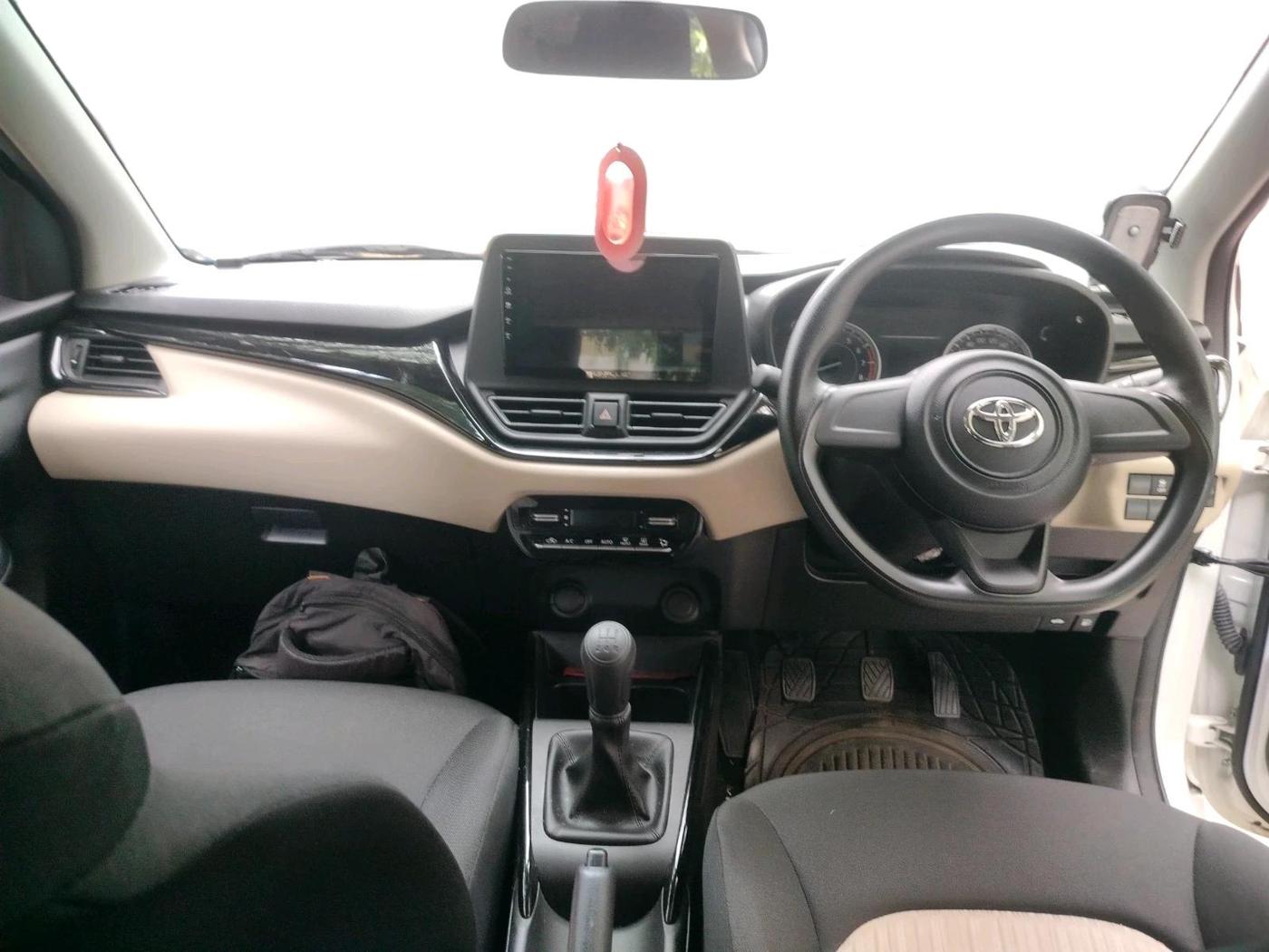 2025 Toyota Glanza E, Petrol, Manual, 3,945 km, interior