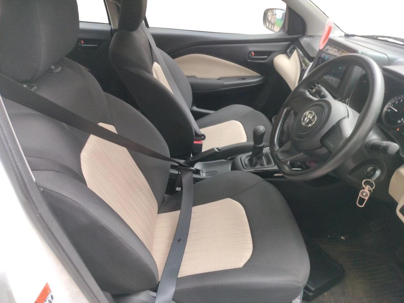 2025 Toyota Glanza E, Petrol, Manual, 3,945 km, interior