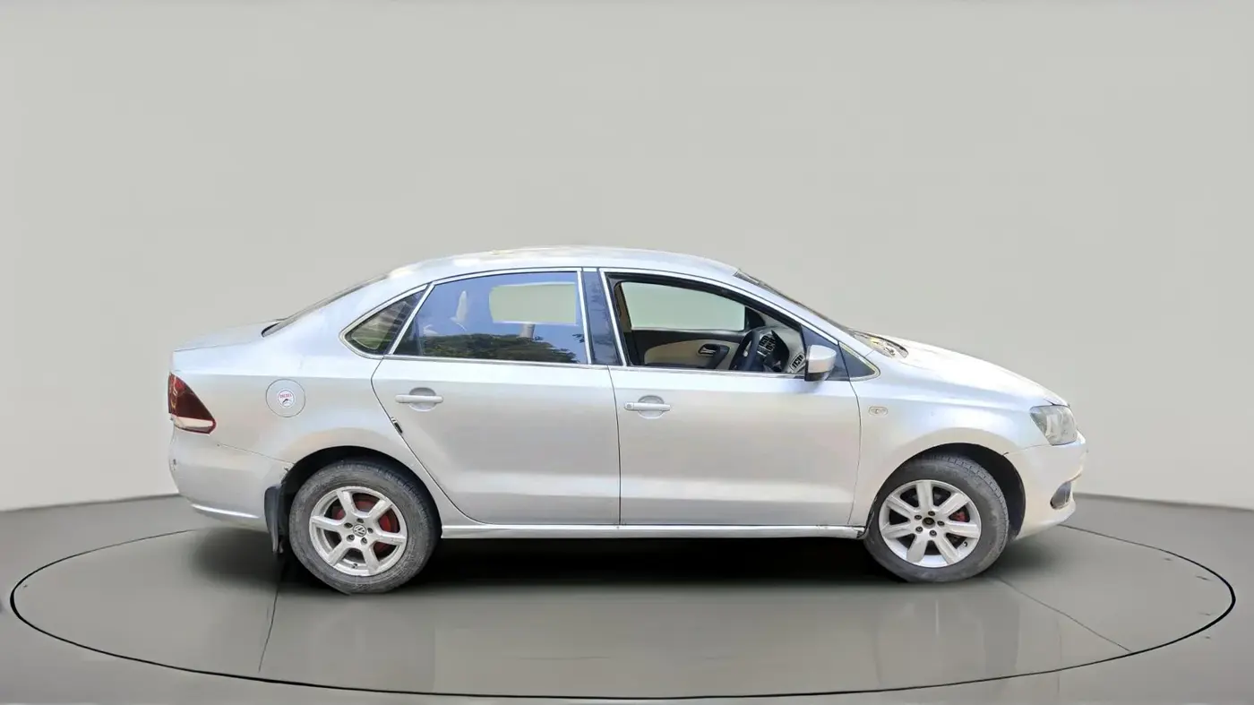 2014 Volkswagen Vento HIGHLINE DIESEL 1.6, Diesel, Manual, 1,14,011 km, exterior