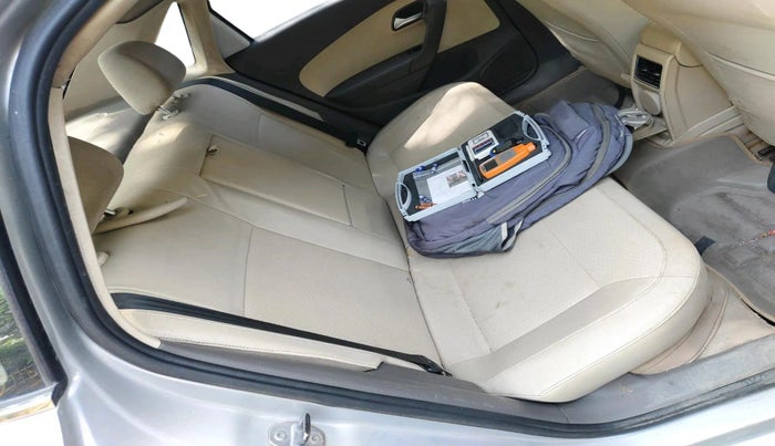 2014 Volkswagen Vento HIGHLINE DIESEL 1.6, Diesel, Manual, 1,14,011 km, interior
