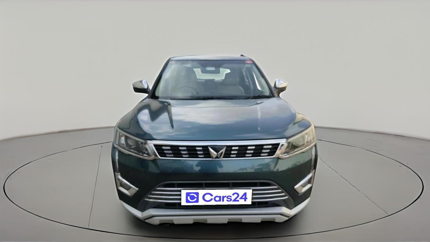 2022 Mahindra XUV300 W8 (O) 1.5 DIESEL AMT, Diesel, Automatic, 46,730 km, exterior