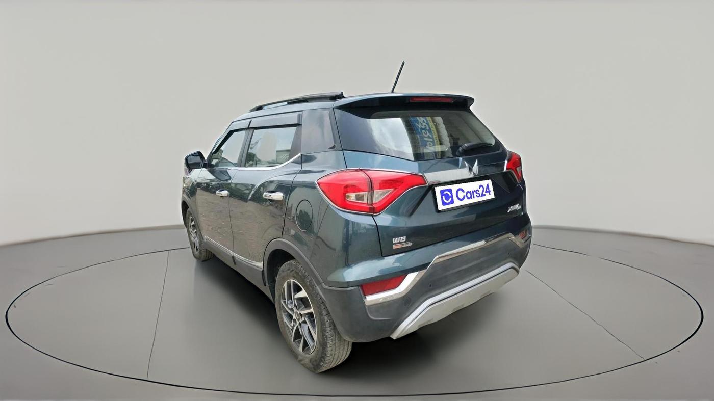 2022 Mahindra XUV300 W8 (O) 1.5 DIESEL AMT, Diesel, Automatic, 46,730 km, exterior