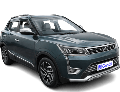 2022 Mahindra XUV300 - SUV - Diesel - Automatic - ₹10.30 lakh