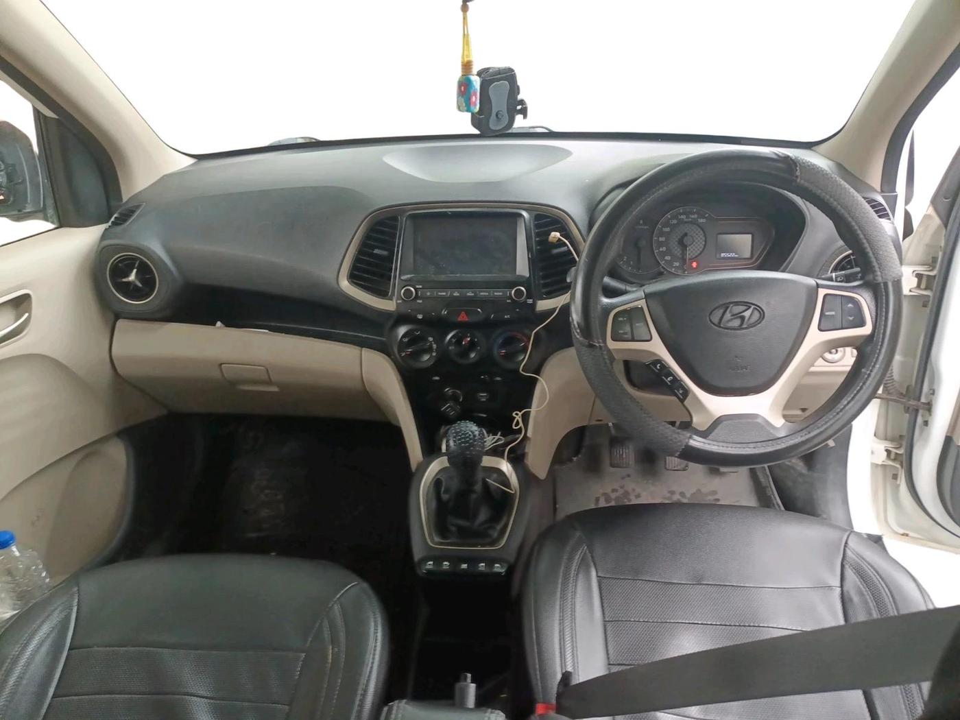 2019 Hyundai NEW SANTRO SPORTZ CNG, CNG, Manual, 85,522 km, interior