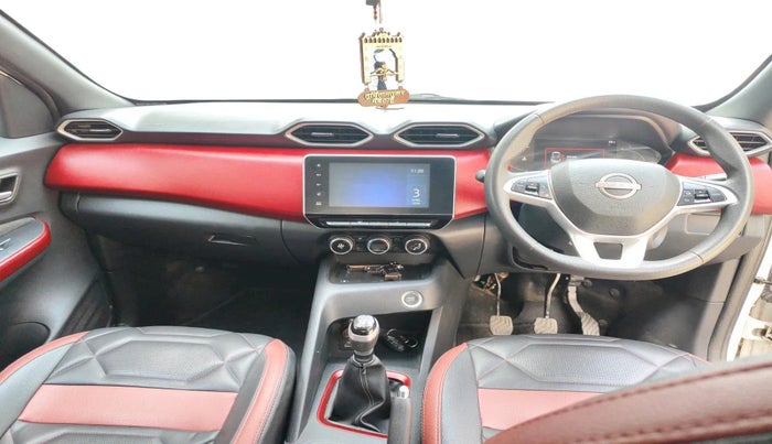 2022 Nissan MAGNITE XV RED EDITION, Petrol, Manual, 30,779 km, interior