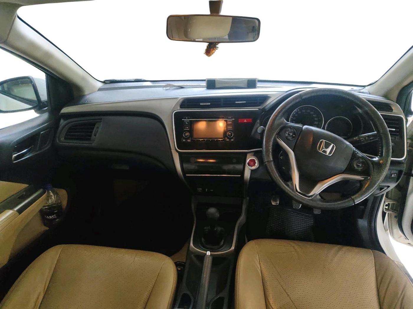 2016 Honda City 1.5L I-DTEC VX, Diesel, Manual, 1,31,744 km, interior