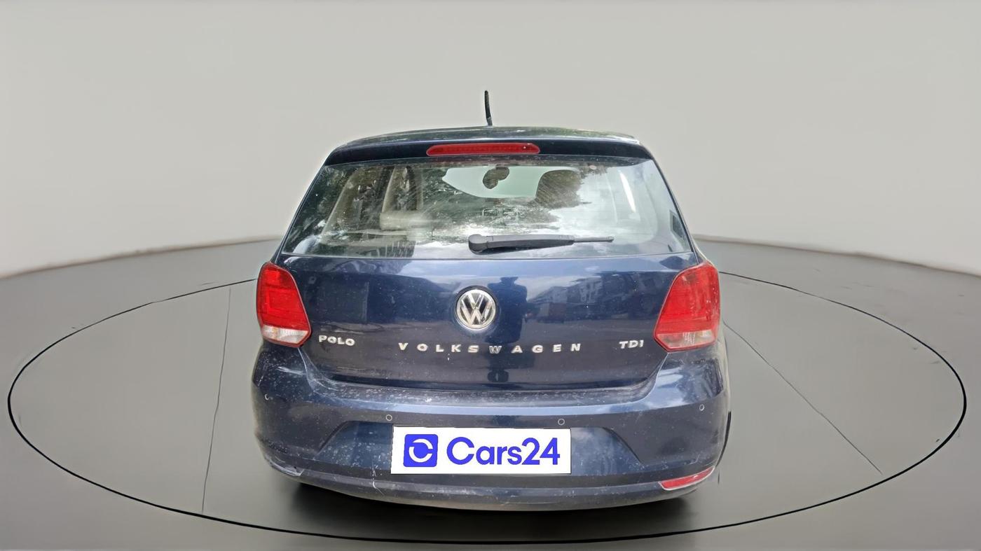 2014 Volkswagen Polo HIGHLINE1.5L, Diesel, Manual, 1,72,261 km, exterior
