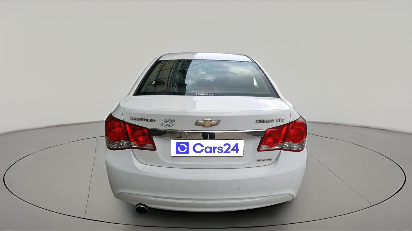 2015 Chevrolet Cruze LTZ AT, Diesel, Automatic, 82,791 km, exterior