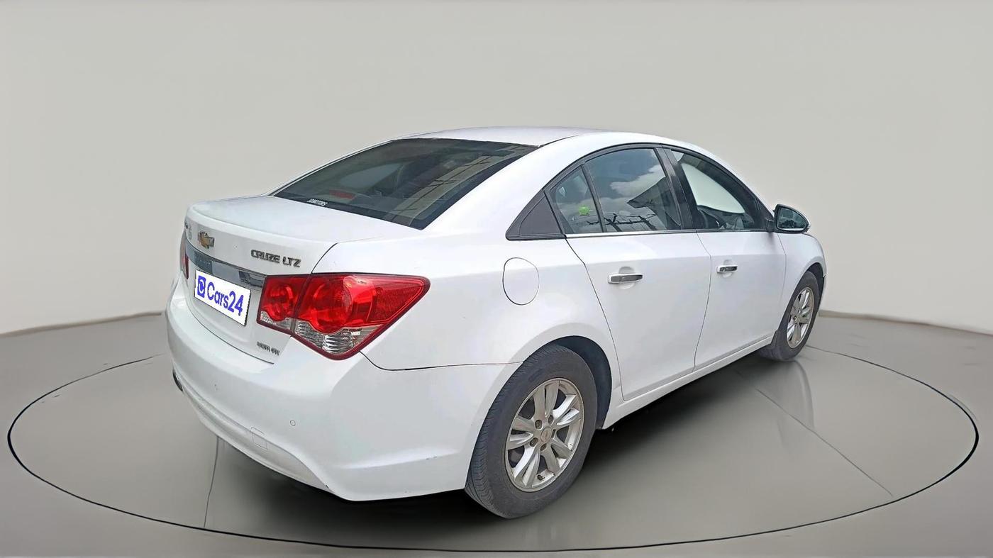 2015 Chevrolet Cruze LTZ AT, Diesel, Automatic, 82,791 km, exterior
