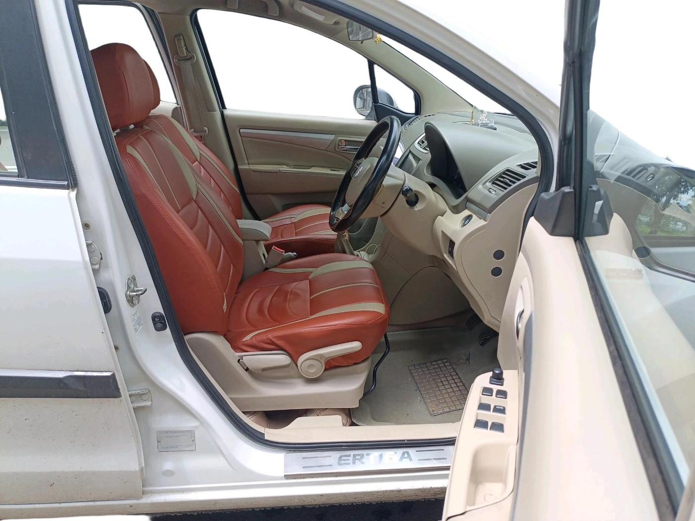 2016 Maruti Ertiga ZDI + SHVS, Diesel, Manual, 1,70,398 km, interior