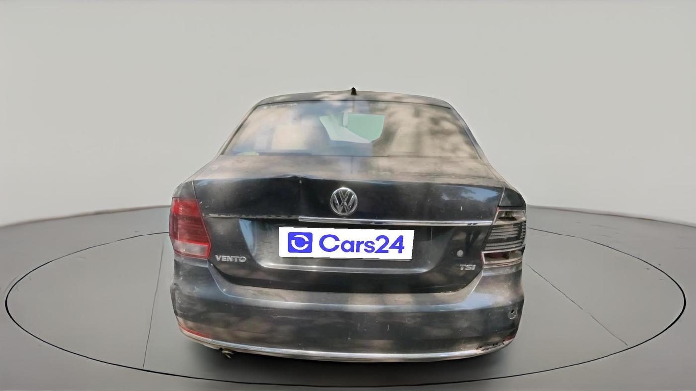 2016 Volkswagen Vento HIGHLINE PETROL AT, Petrol, Automatic, 97,956 km, exterior