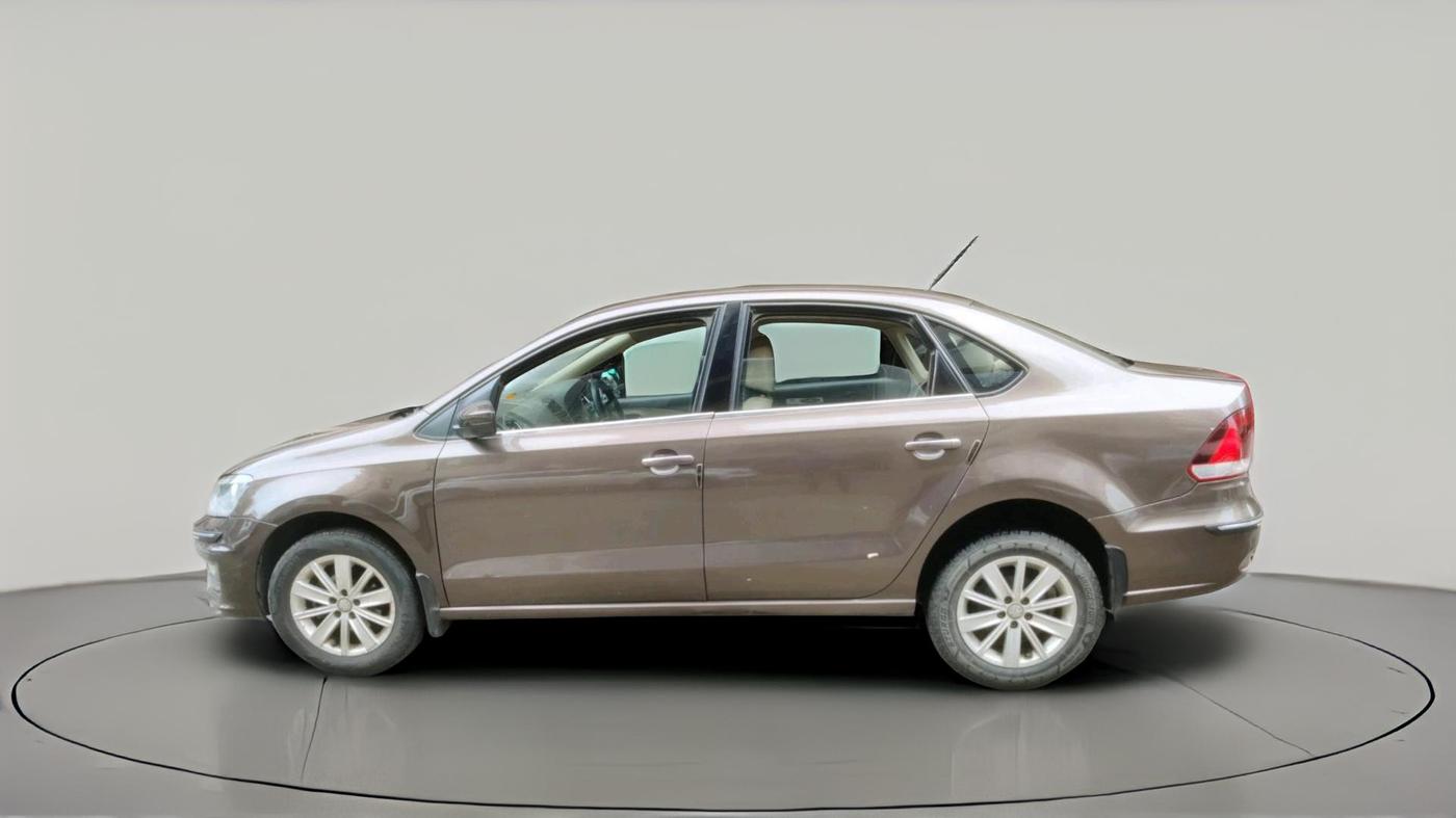 2016 Volkswagen Vento HIGHLINE DIESEL 1.5, Diesel, Manual, 1,10,692 km, exterior