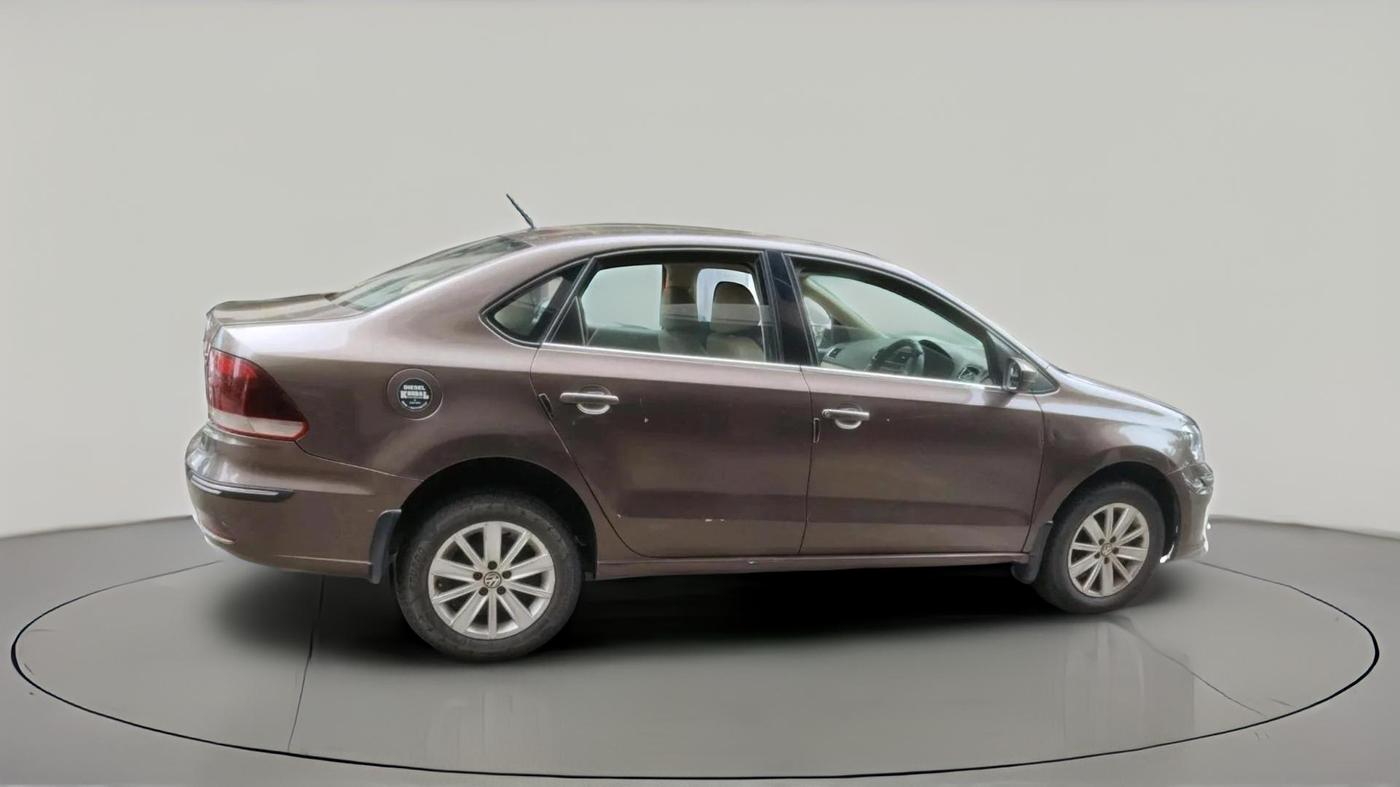 2016 Volkswagen Vento HIGHLINE DIESEL 1.5, Diesel, Manual, 1,10,692 km, exterior