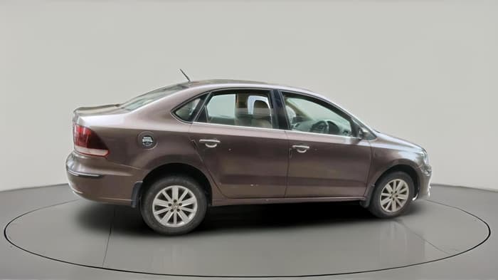 2016 Volkswagen Vento HIGHLINE DIESEL 1.5, Diesel, Manual, 1,10,692 km, exterior