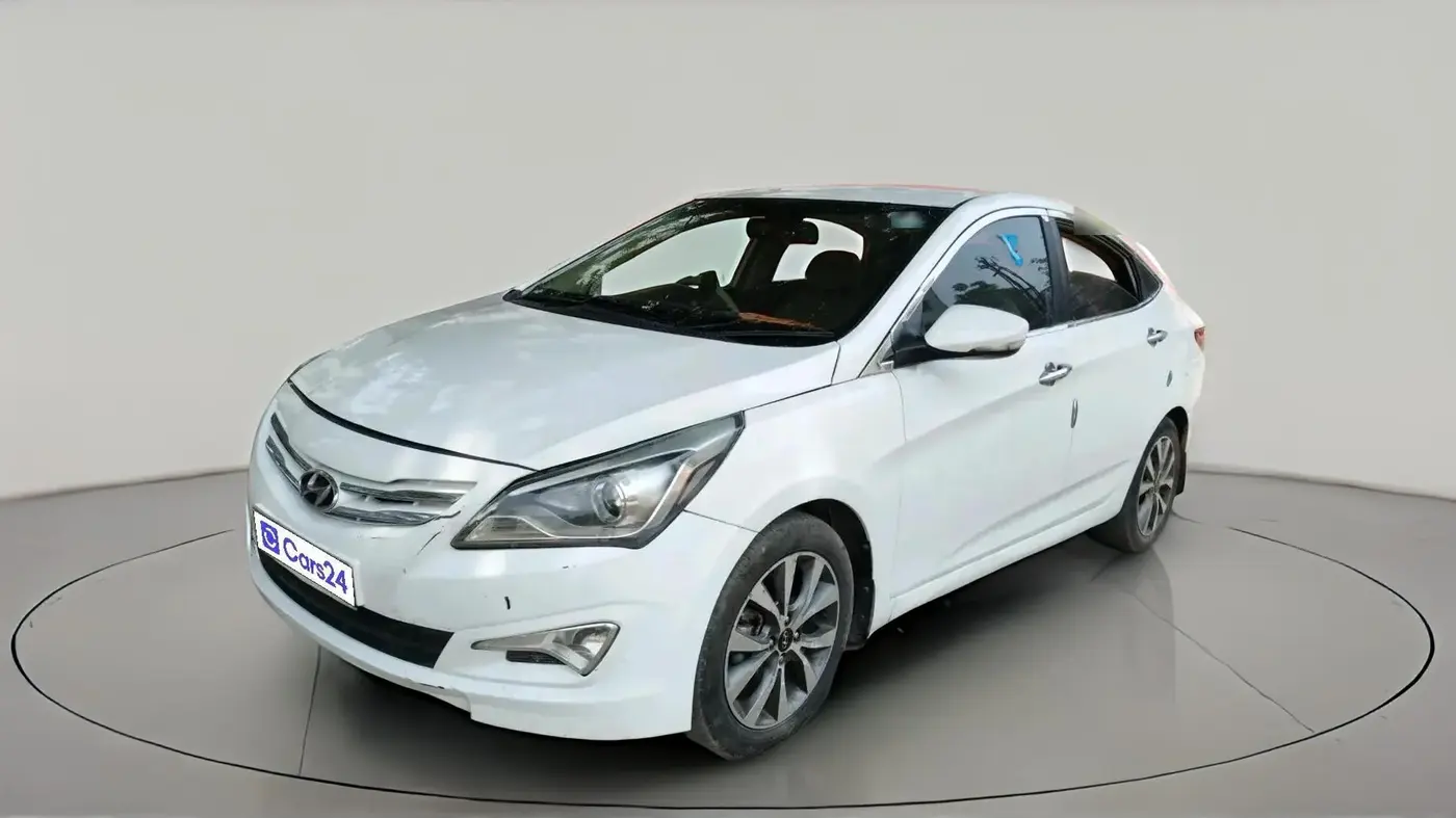 2016 Hyundai Verna FLUIDIC 1.6 CRDI SX AT 4S, Diesel, Automatic, 1,04,592 km, exterior