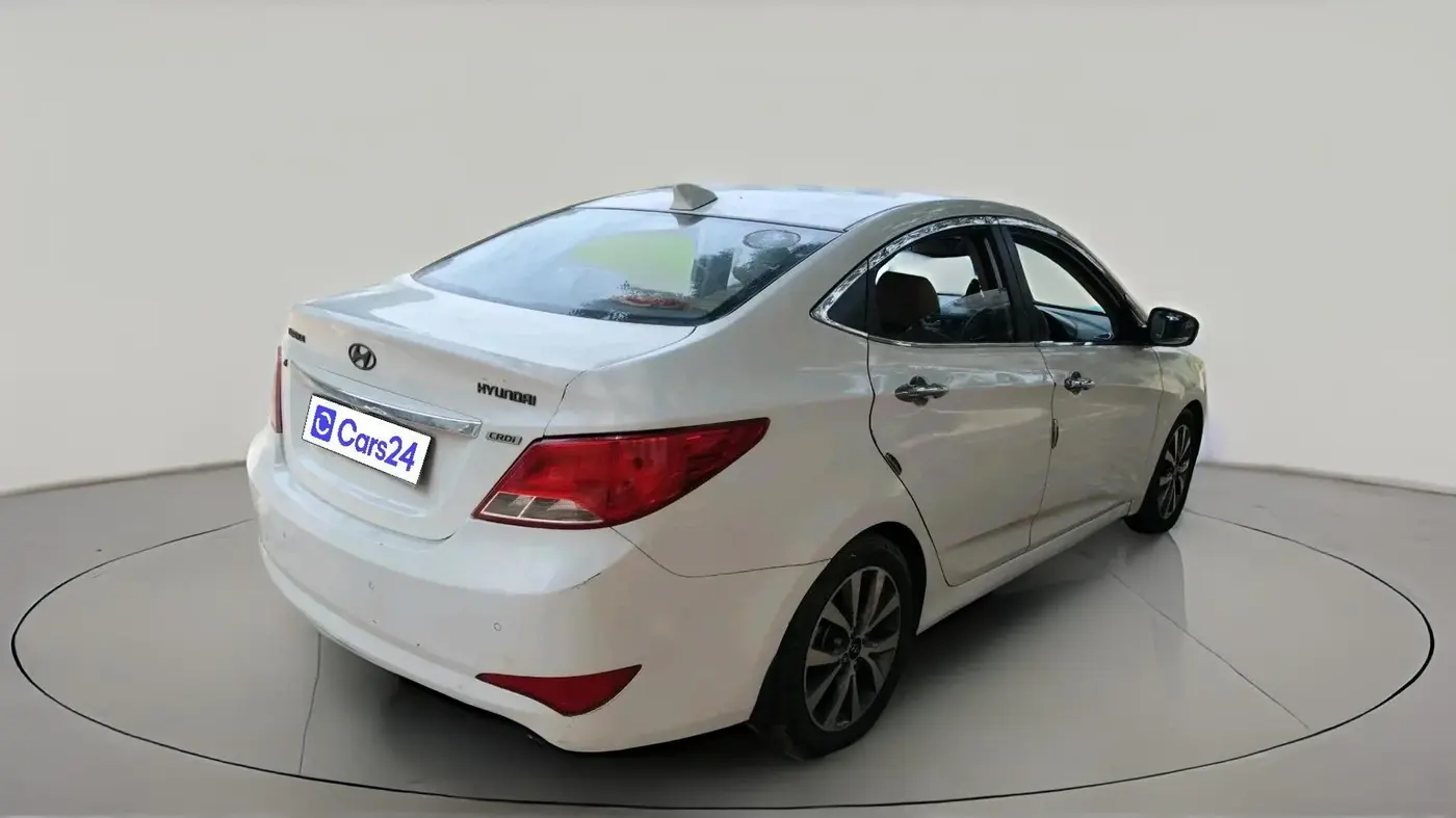2016 Hyundai Verna FLUIDIC 1.6 CRDI SX AT 4S, Diesel, Automatic, 1,04,592 km, exterior