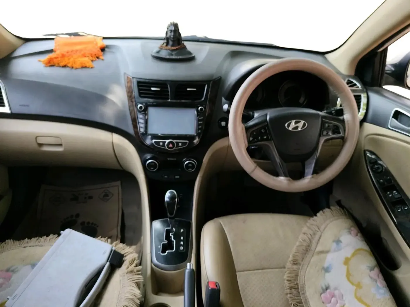 2016 Hyundai Verna FLUIDIC 1.6 CRDI SX AT 4S, Diesel, Automatic, 1,04,592 km, interior