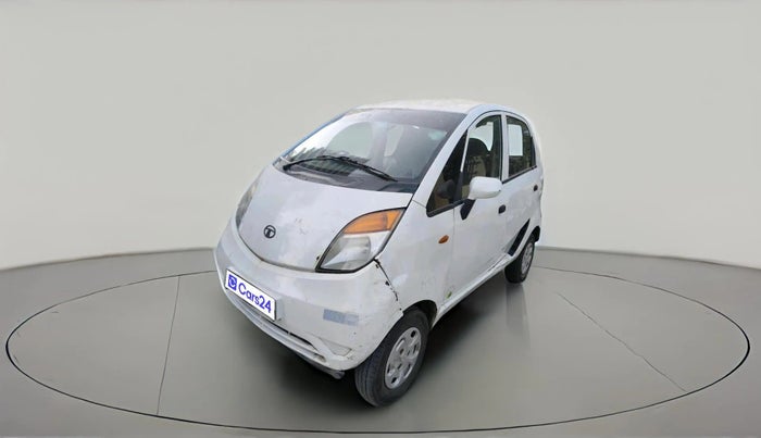 2015 Tata Nano EMAX XM CNG, CNG, Manual, 84,857 km, exterior