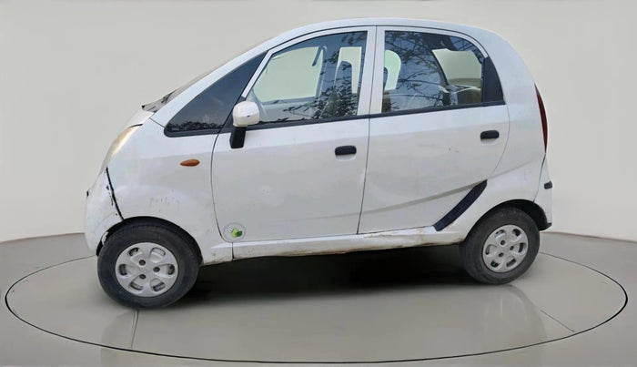 2015 Tata Nano EMAX XM CNG, CNG, Manual, 84,857 km, exterior