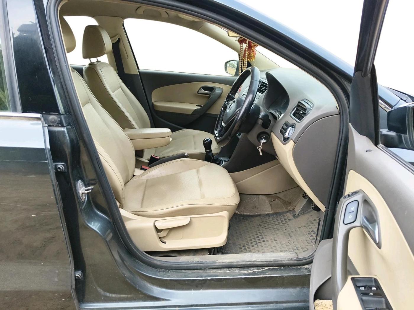 2017 Volkswagen Vento HIGHLINE DIESEL 1.5, Diesel, Manual, 91,743 km, interior