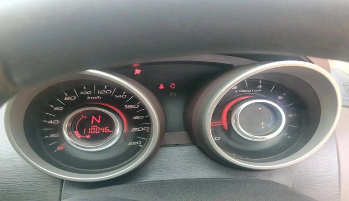 2014 Mahindra XUV500 W6, Diesel, Manual, 10,10,000 km, interior