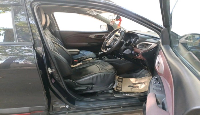 2025 Maruti FRONX DELTA 1.2 AGS, CNG, Automatic, 23,578 km, interior