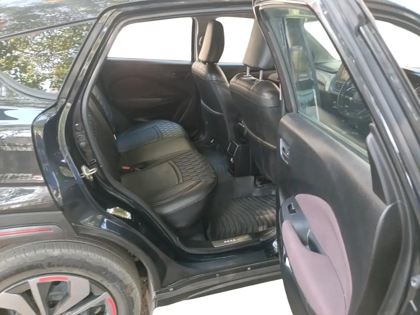 2025 Maruti FRONX DELTA 1.2 AGS, CNG, Automatic, 23,578 km, interior