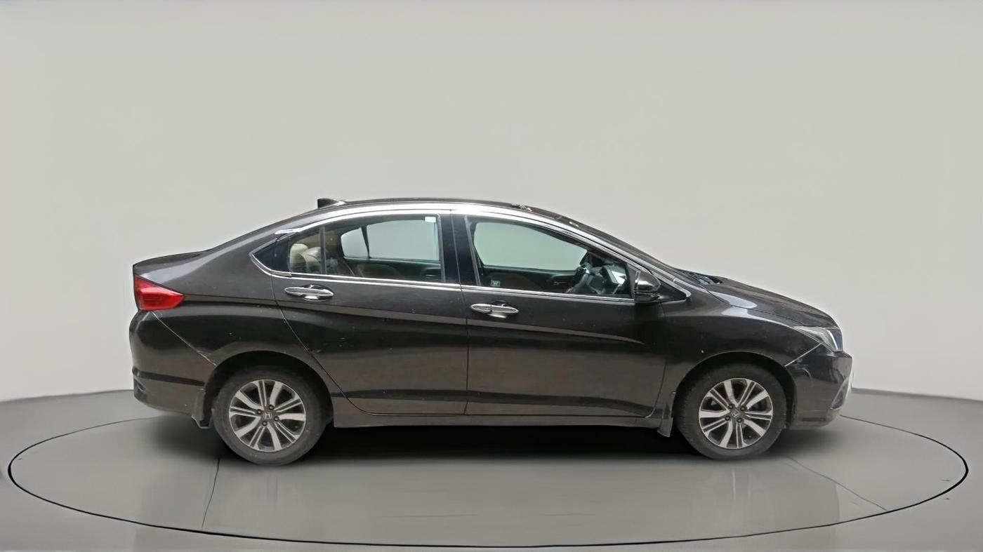 2017 Honda City 1.5L I-DTEC V, Diesel, Manual, 2,07,014 km, exterior
